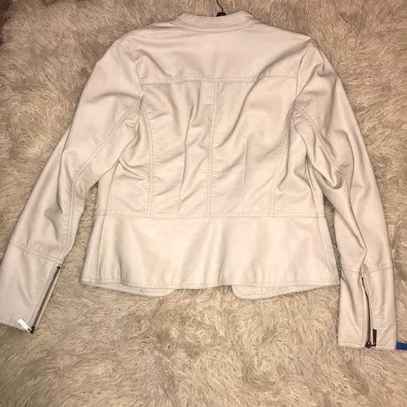 Cute faux leather jacket - Picture 4 of 4